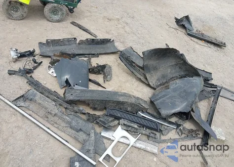 2013 Volkswagen Passat 2.5L Se z USA, uszkodzony, nr VIN 1VWBP7A36DC012788